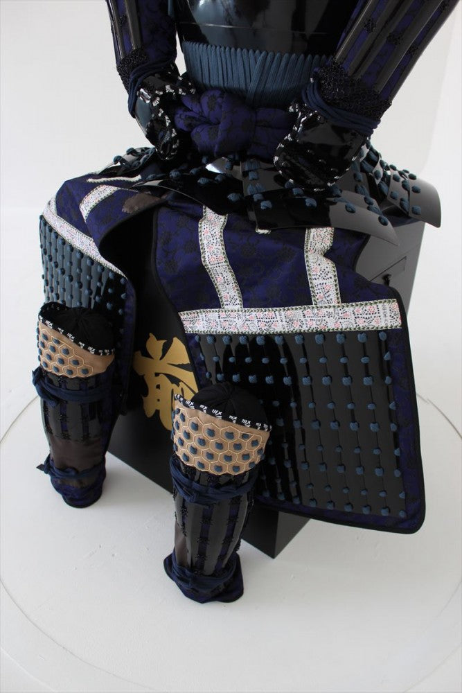 【O-058】Navy Blue Thread Odoshi / Black Armor / Hoe-Shaped Crest Helmet