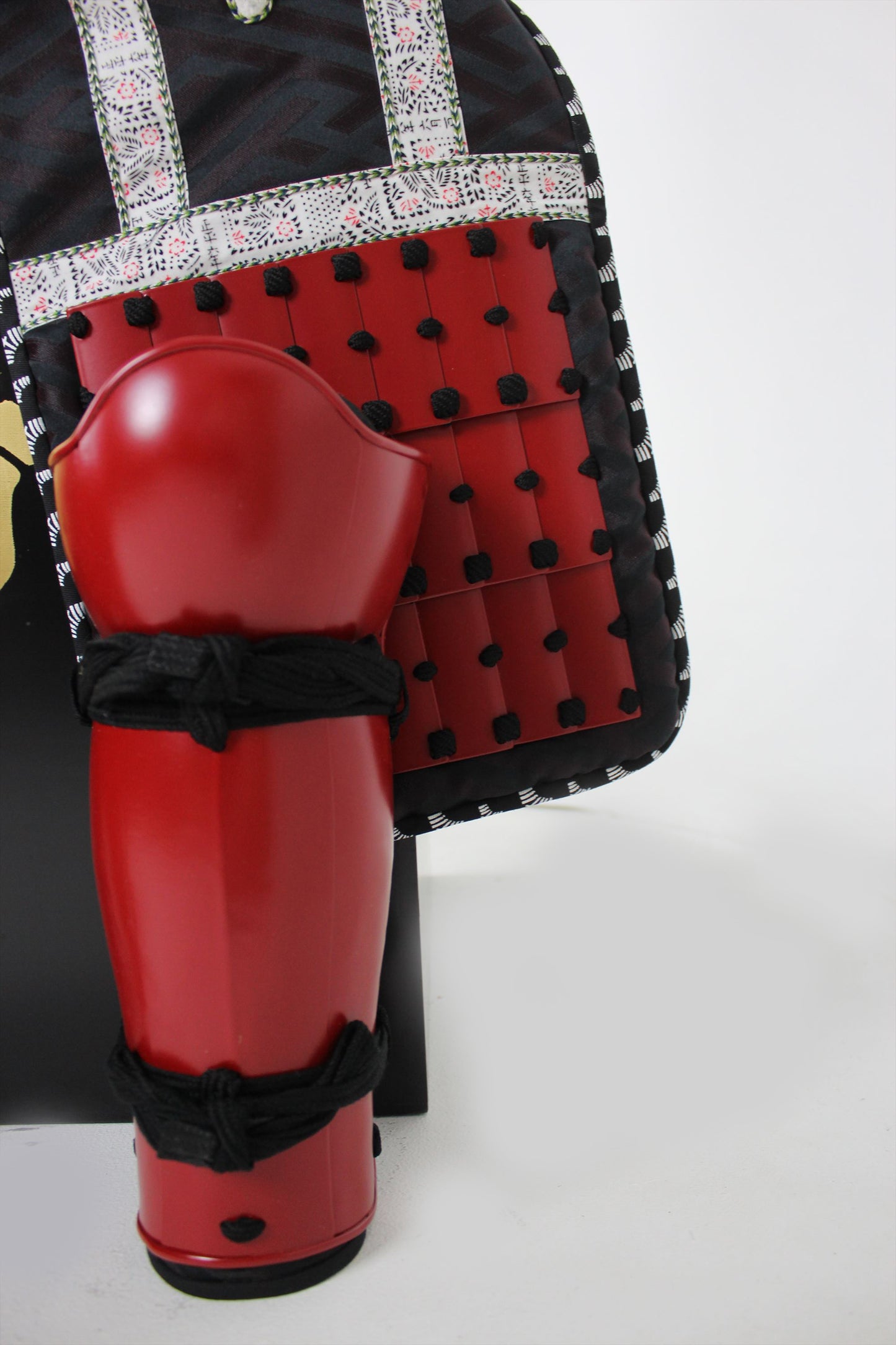 【C-010】黒糸威伊予腰取二枚胴稚児鎧