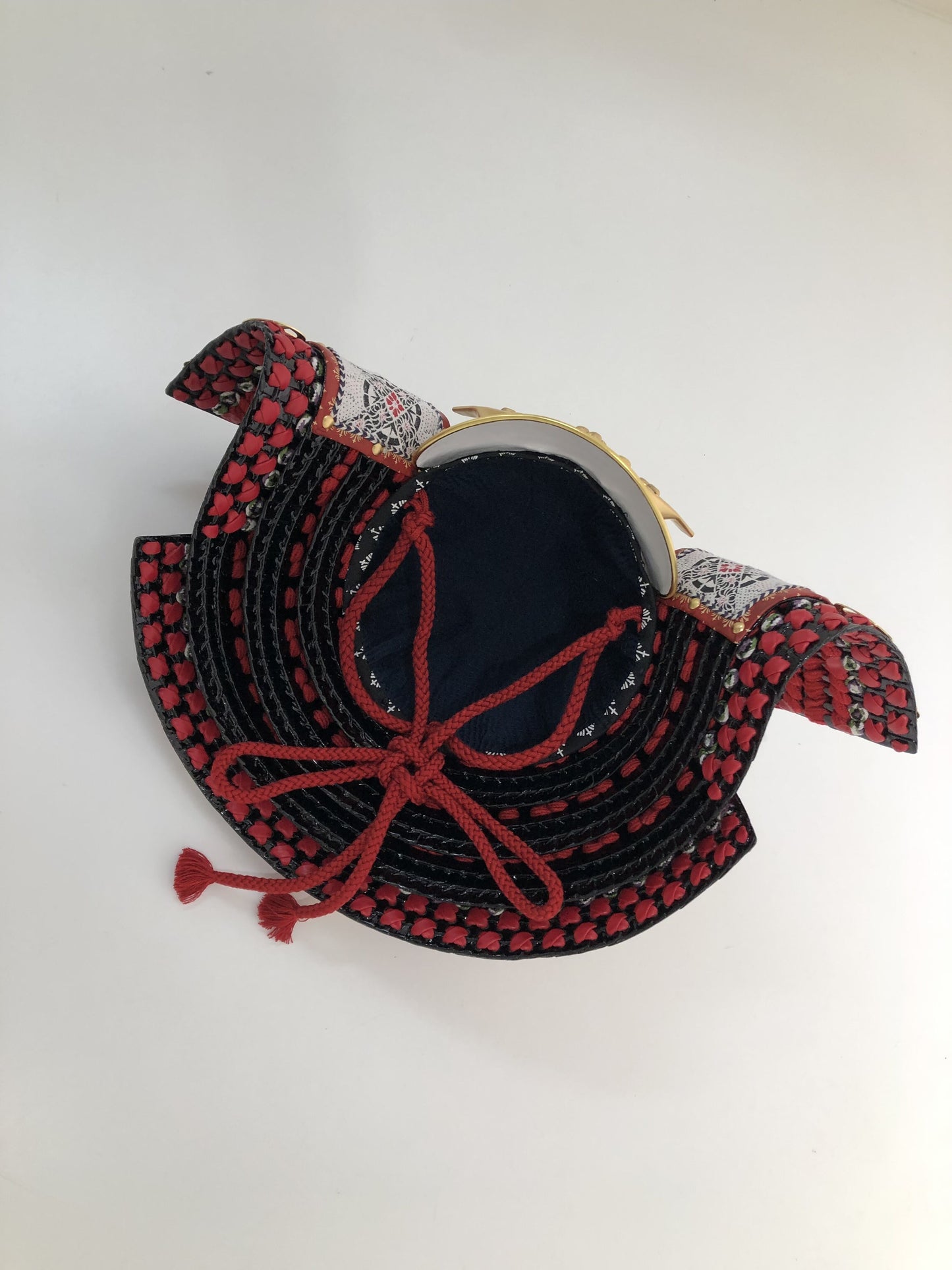 【O-003-K】赤糸威本大札大鎧(兜のみ)