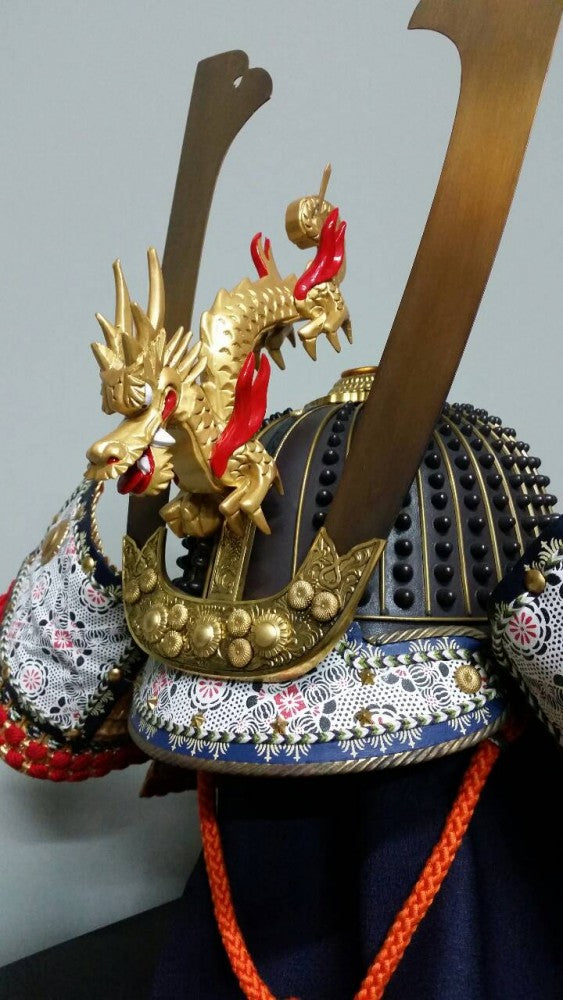 【O-004-K】金小札沢潟威二枚胴(兜のみ)