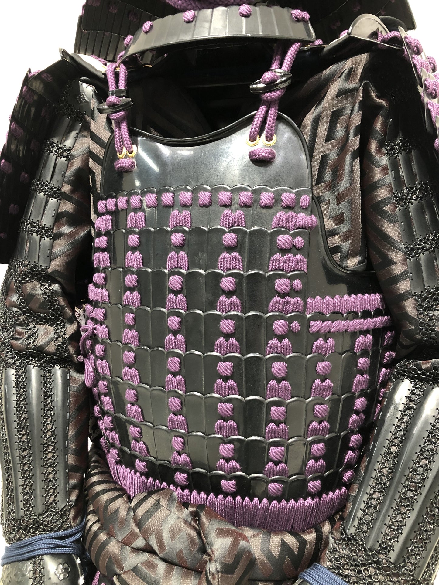 【O-021】古代紫糸威伊予二枚胴具足