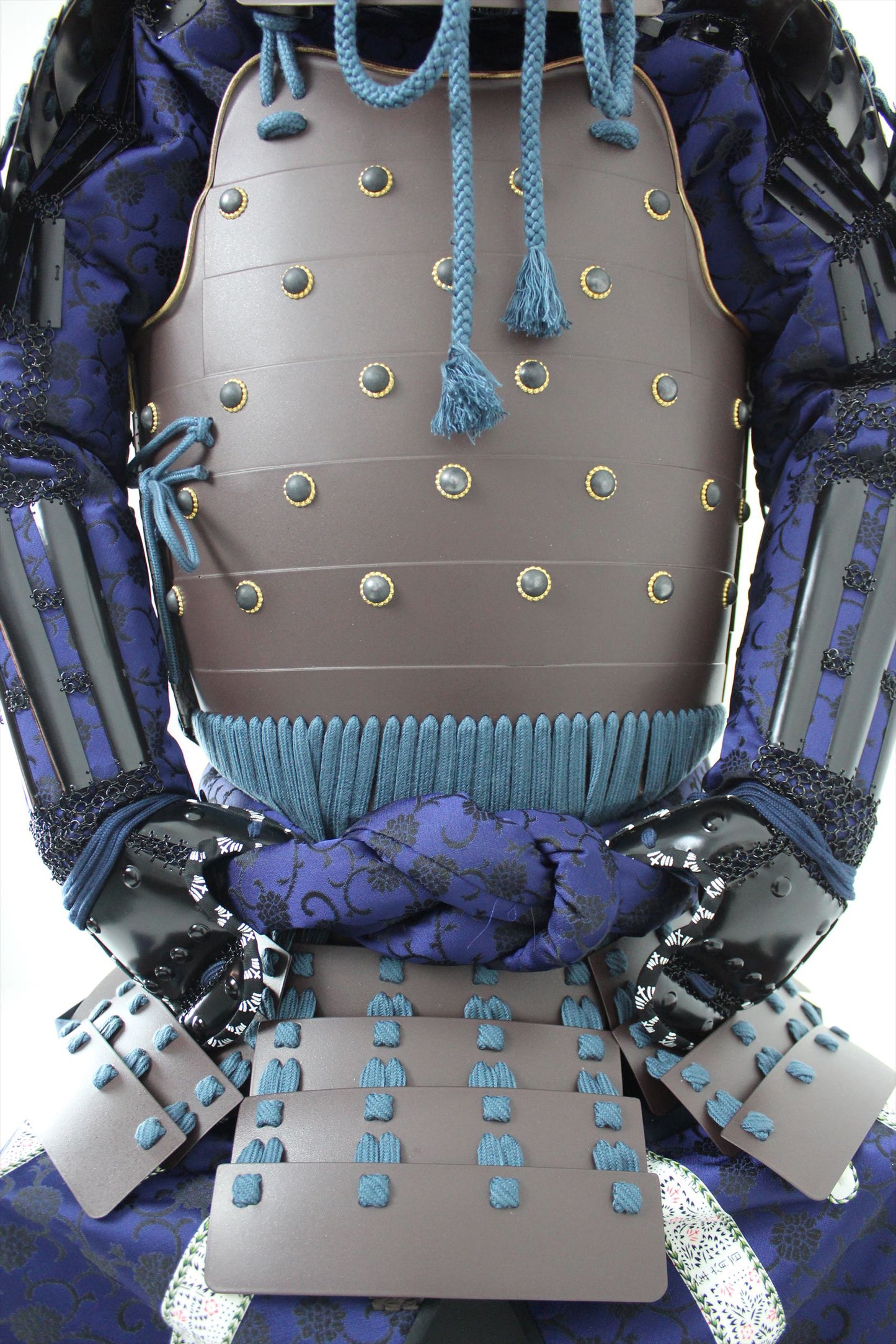 【O-053】紺糸威鉄錆笠鋲二枚胴具足(頭形兜)