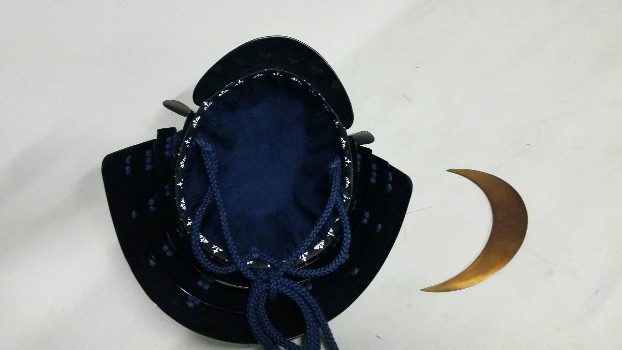 【O-065-K】濃紺糸威黒桶側二枚胴具足(手時代塗)(兜のみ
