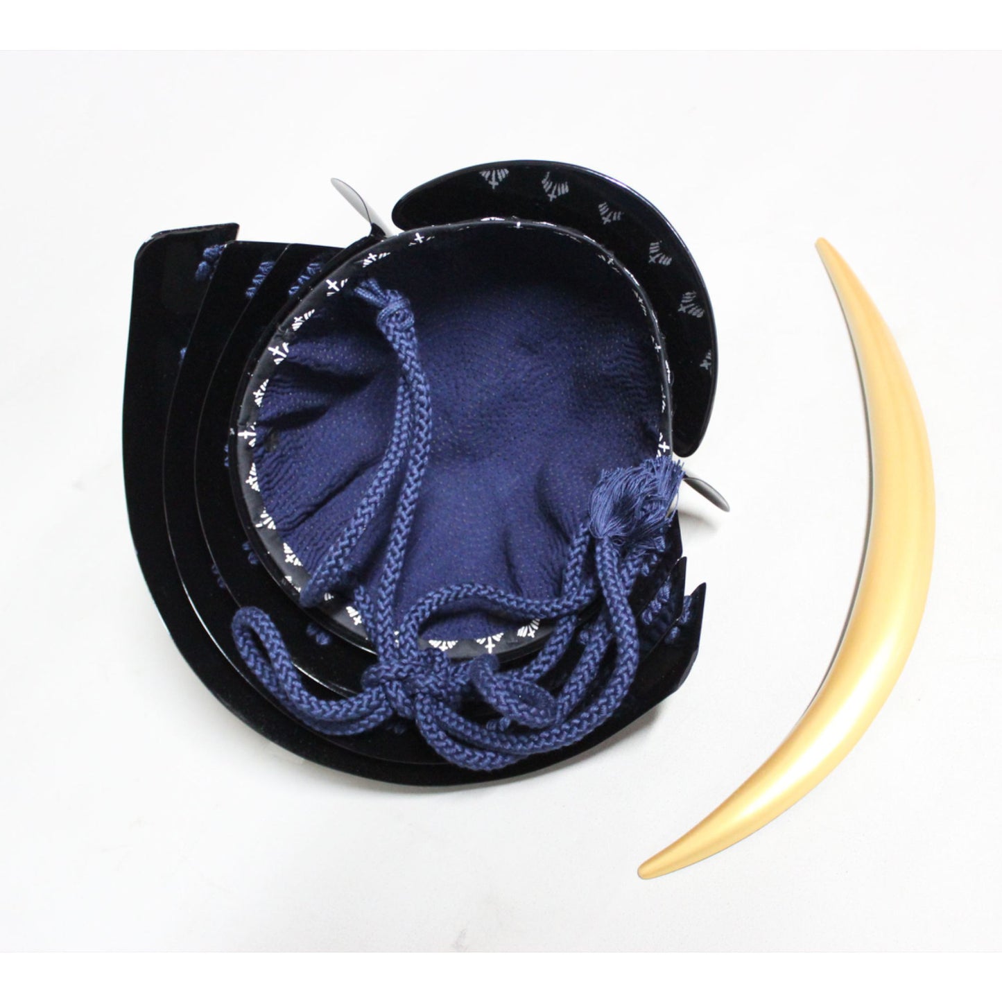 【O-074-K】濃紺糸威雲龍二枚胴具足(兜のみ)