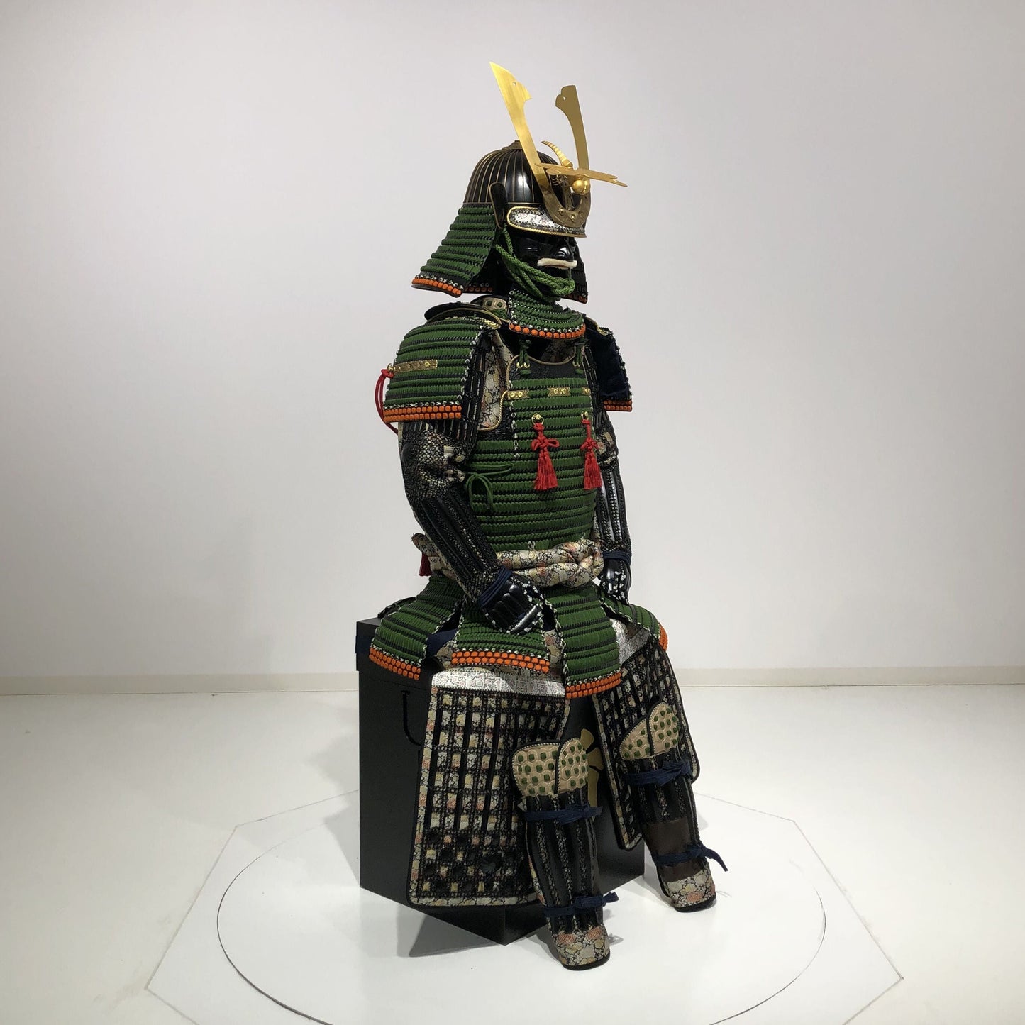 【O-019】Ancient Moegi (Light Yellowish Green) Thread Odoshi / Kozane Armor