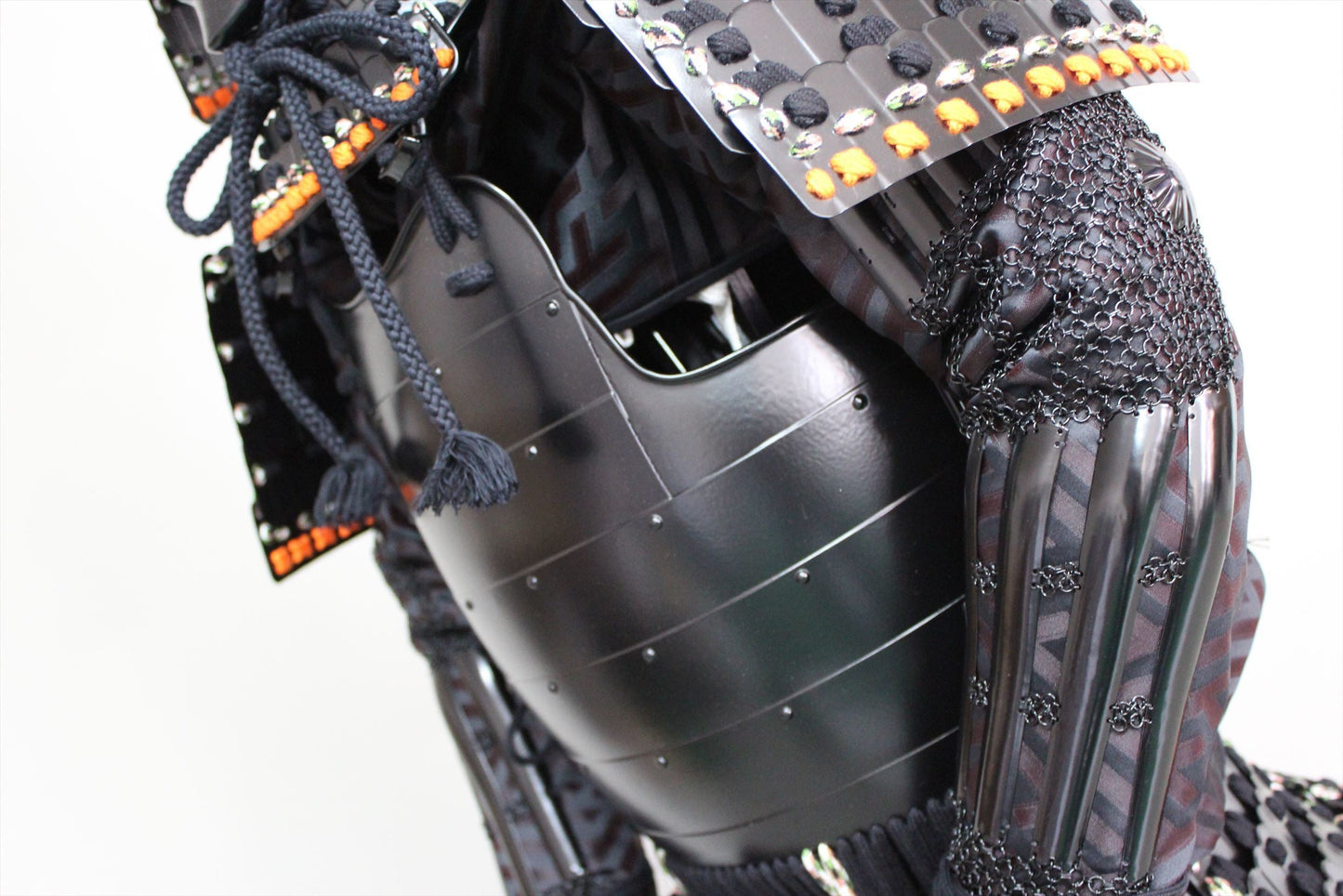 【O-049】Black Thread Odoshi / Black Matted Rivet Armor / Ikaboshi Helmet