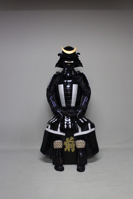 【O-057】Black White Thread Odoshi / Black Armor