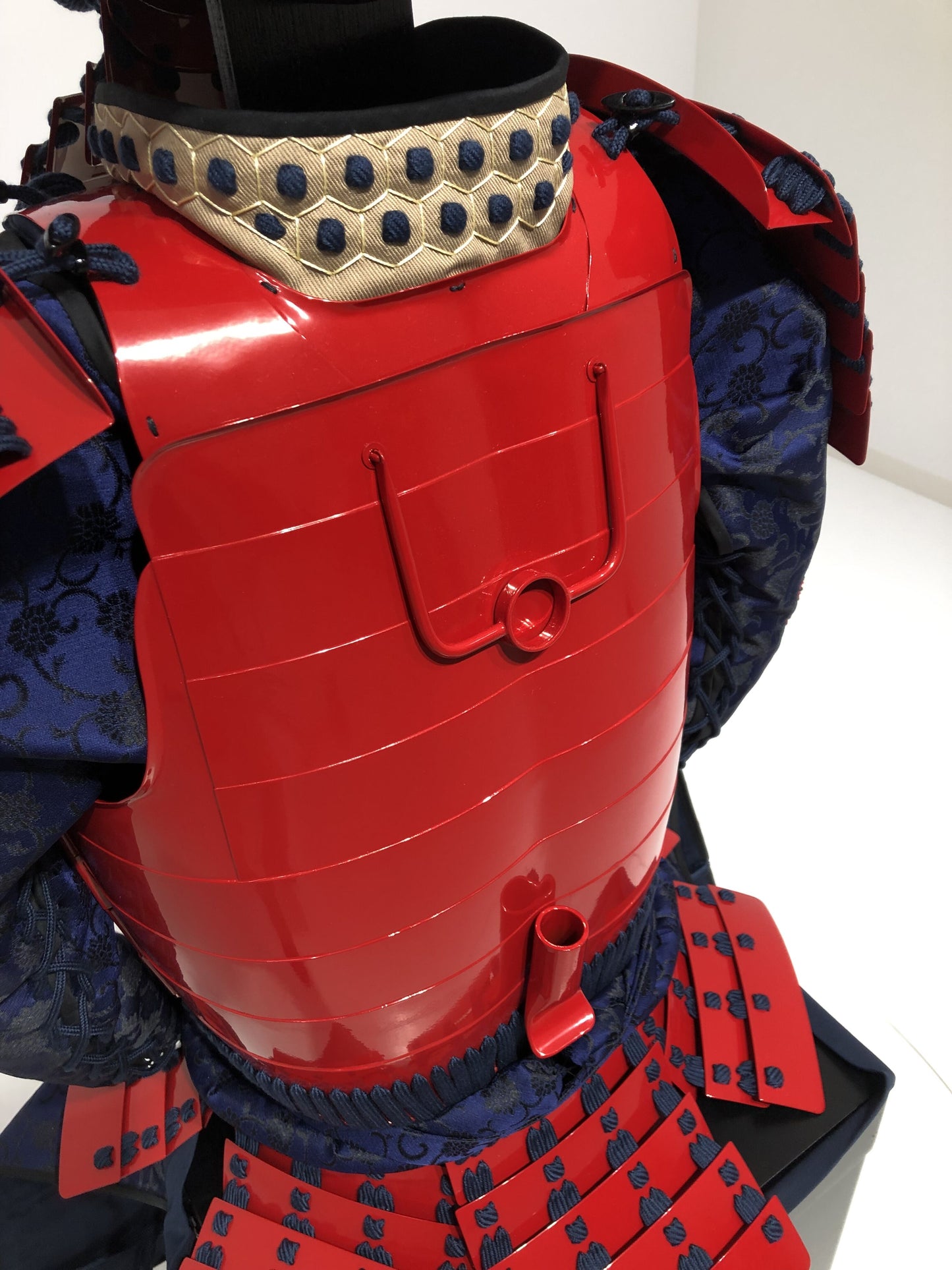 【O-061】Dark Blue Thread Odoshi / Red Armor