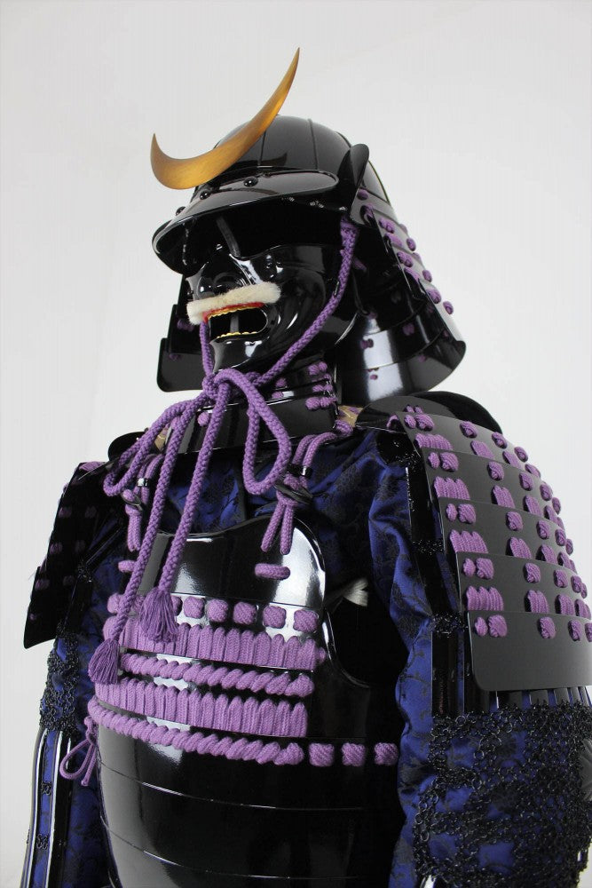 【O-056】紫糸威胸取黒桶側二枚胴具足
